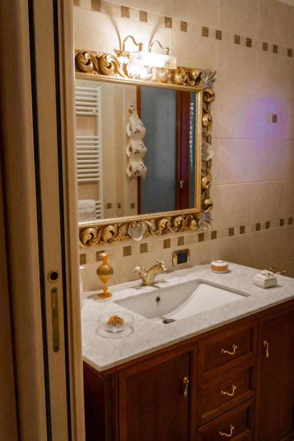 Villa Sabry Таранто Екстериор снимка